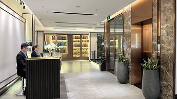 Central Park Saigon Hotel