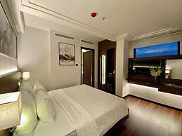 Central Park Saigon Hotel