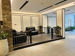 Central Park Saigon Hotel