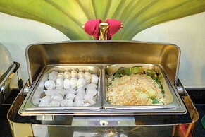 Sunset Westlake Hanoi Hotel