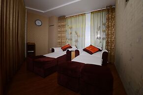 Sunset Westlake Hanoi Hotel