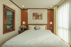 Sunset Westlake Hanoi Hotel