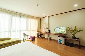 Sunset Westlake Hanoi Hotel