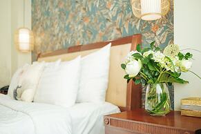 Sunset Westlake Hanoi Hotel