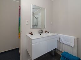 Red Rock Thermal Motel