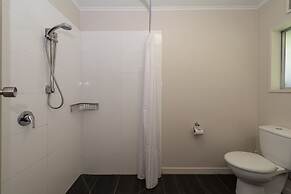 Red Rock Thermal Motel