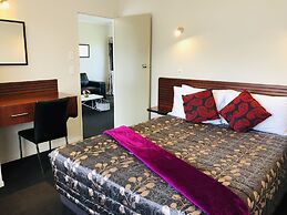 Red Rock Thermal Motel