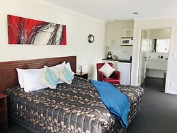 Red Rock Thermal Motel