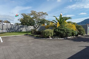 Red Rock Thermal Motel