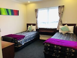 Red Rock Thermal Motel