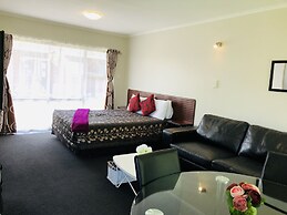 Red Rock Thermal Motel