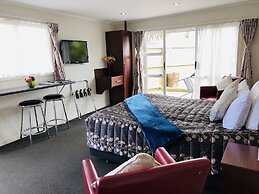 Red Rock Thermal Motel