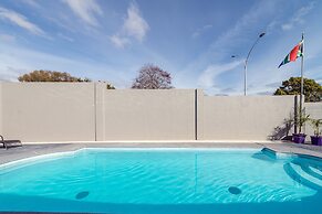 Red Rock Thermal Motel