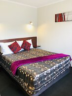 Red Rock Thermal Motel