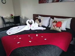 Red Rock Thermal Motel