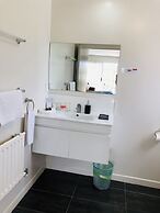 Red Rock Thermal Motel