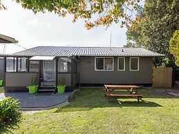 Red Rock Thermal Motel