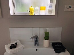 Red Rock Thermal Motel