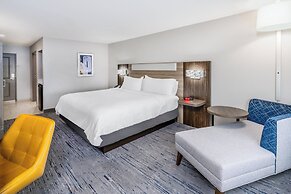 Holiday Inn Express & Suites Colorado Springs First & Main by IHG