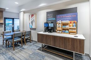 Holiday Inn Express & Suites Colorado Springs First & Main by IHG