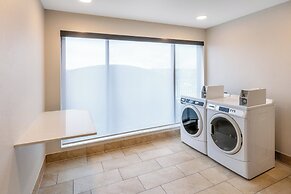 Holiday Inn Express & Suites Colorado Springs First & Main by IHG