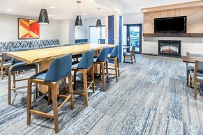 Holiday Inn Express & Suites Colorado Springs First & Main by IHG