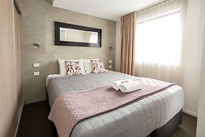 Boulevard on Beaumont