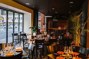 Boulevard on Beaumont