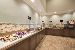 Embassy Suites by Hilton Savannah Historic District