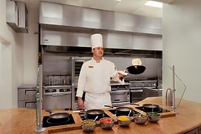 Embassy Suites by Hilton Savannah Historic District