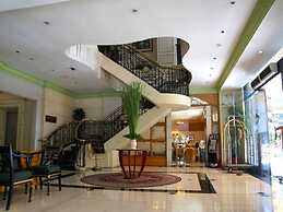 Tiara Oriental Hotel