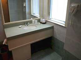 Tiara Oriental Hotel