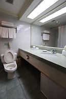 Tiara Oriental Hotel