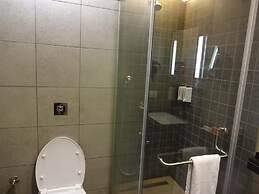 Hotel Cosmopolitan Ahmedabad