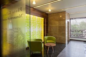 Hotel Cosmopolitan Ahmedabad