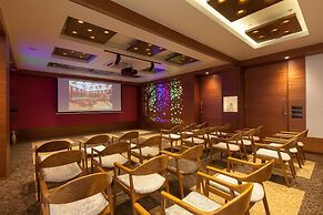 Hotel Cosmopolitan Ahmedabad