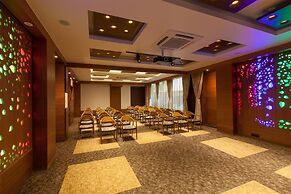 Hotel Cosmopolitan Ahmedabad