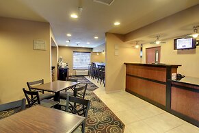 Cobblestone Inn & Suites - Rugby
