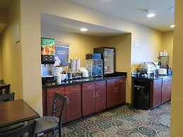 Cobblestone Inn & Suites - Rugby