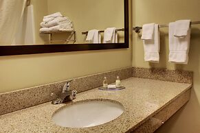 Cobblestone Inn & Suites - Rugby