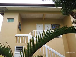 Moalboal Beach Resort