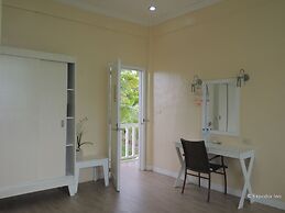 Moalboal Beach Resort