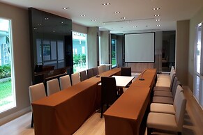 Paeva Luxury Serviced Residence