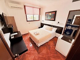 Hotel Los Algarrobos