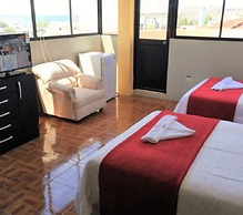 Hotel Los Algarrobos