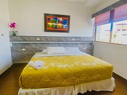 Hotel Los Algarrobos