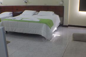 Hotel Los Algarrobos