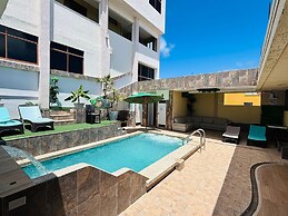 Hotel Los Algarrobos