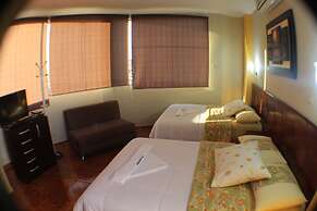 Hotel Los Algarrobos