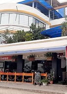 Hotel Los Algarrobos